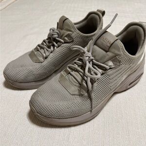 Skechers Women's Knit Sneaker - Taupe